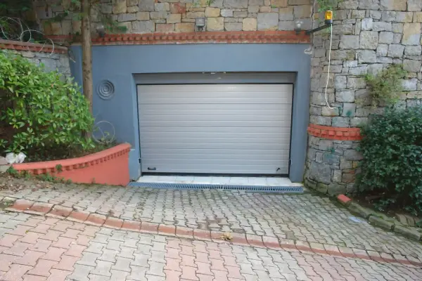 Seksiyonel Garaj Kapısı